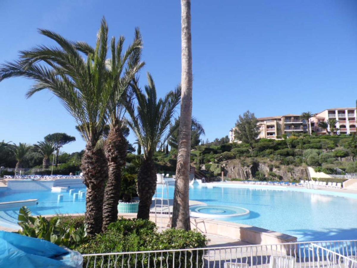 Cozy Apartment In Agay With Stunning Views Saint-Raphaël Kültér fotó