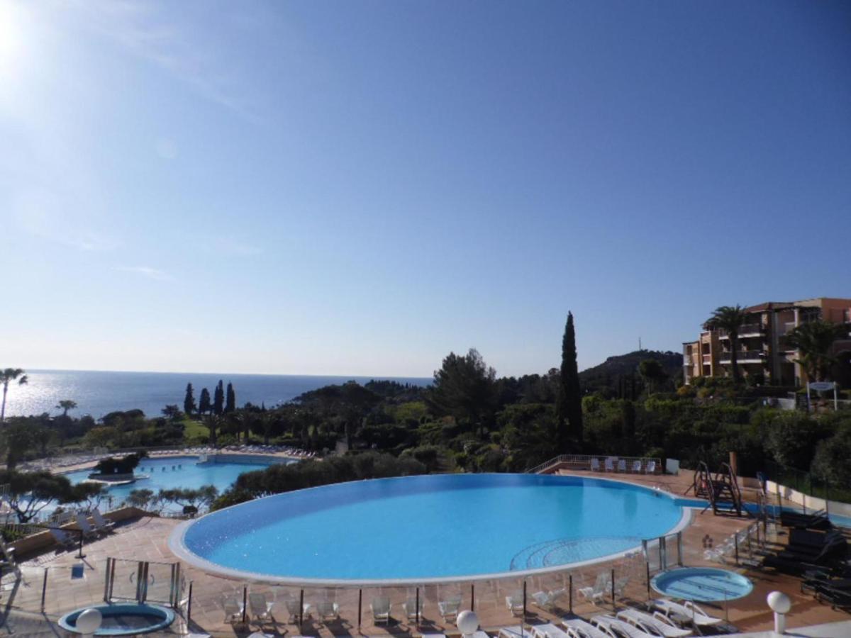 Cozy Apartment In Agay With Stunning Views Saint-Raphaël Kültér fotó
