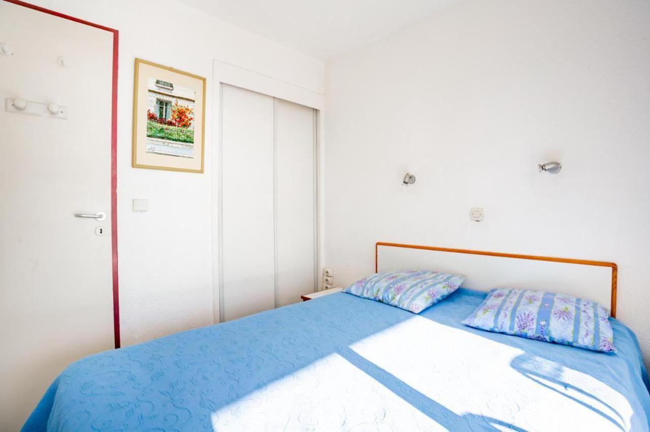 Cozy Apartment In Agay With Stunning Views Saint-Raphaël Kültér fotó
